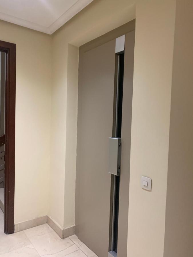 Apartamento Deluxe, 4 Habitaciones, Parking Madrid Eksteriør bilde