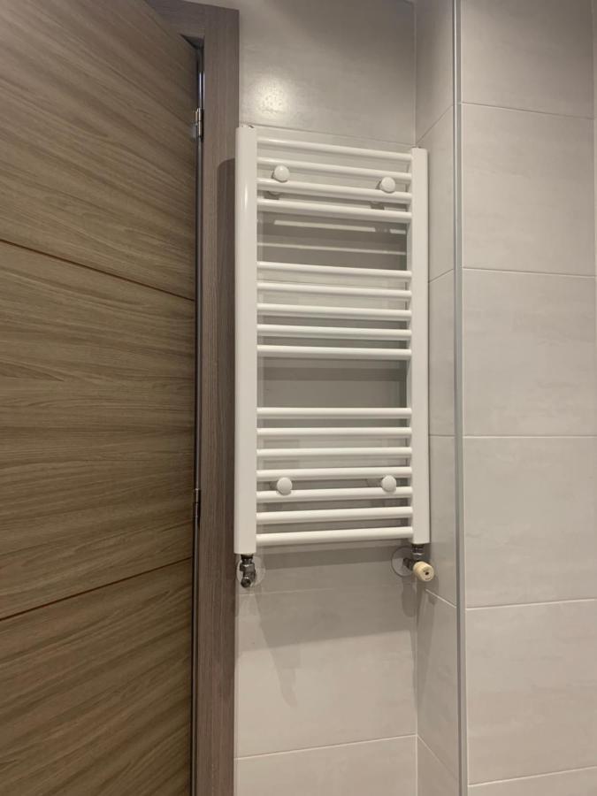 Apartamento Deluxe, 4 Habitaciones, Parking Madrid Eksteriør bilde