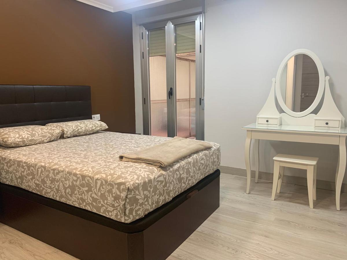 Apartamento Deluxe, 4 Habitaciones, Parking Madrid Eksteriør bilde