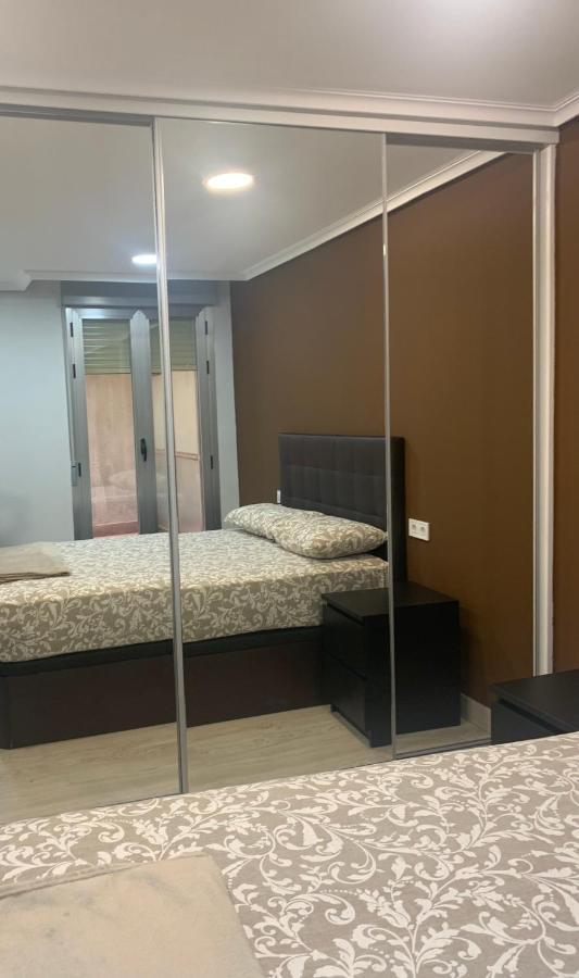 Apartamento Deluxe, 4 Habitaciones, Parking Madrid Eksteriør bilde