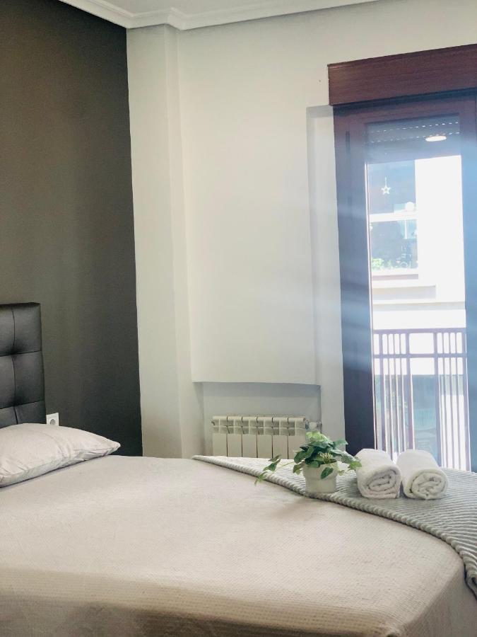 Apartamento Deluxe, 4 Habitaciones, Parking Madrid Eksteriør bilde